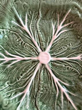 2 Bordallo Pinheiro NewCabbage leaves 12”Dinner/Charger/Serving Plate.Portugal